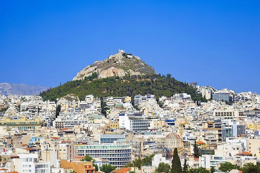 ΕΚΤΑΚΤΟ: 26χρονος έπεσε από τον Λυκαβηττό